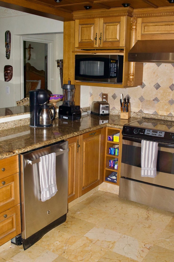 Electrodomésticos cocina Condominio Ocean Vista Residences, Riviera Nayarit