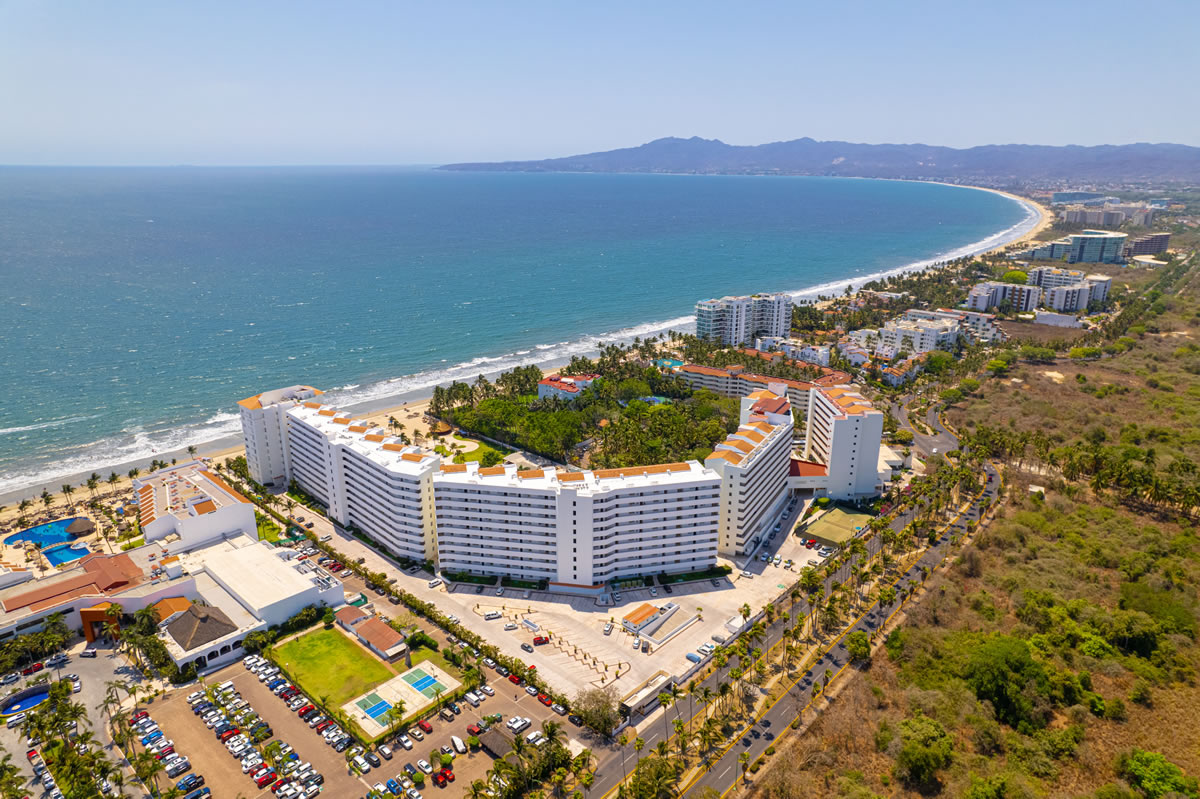 Vista Bahía Condominio VillaMagna Residencial con vista al mar en venta